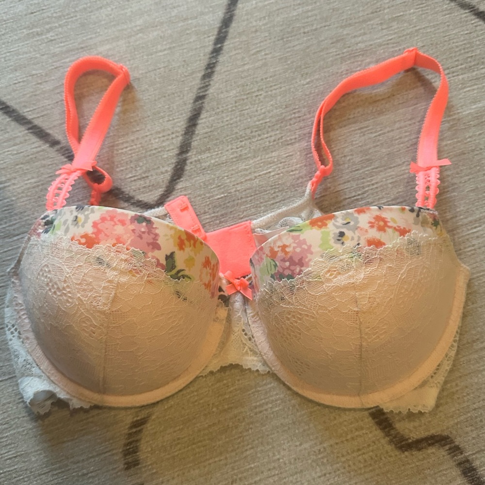 Victoria Secret Dream Angels Bra 34 C EUC